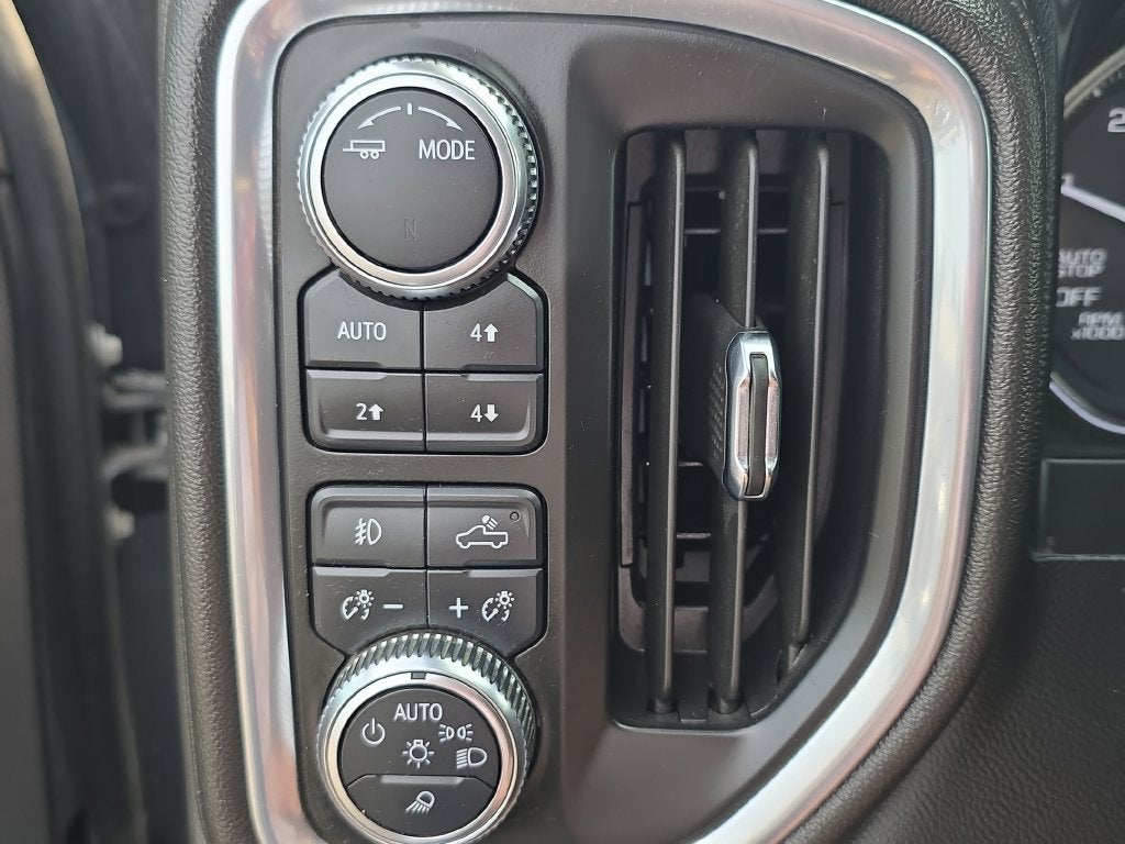 2022 GMC Sierra 1500 Limited 4WD Crew Cab Standard Box SLT