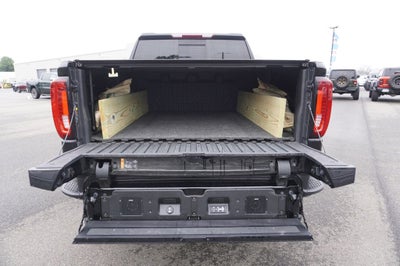 2023 GMC Sierra 1500 4WD Crew Cab Short Box AT4