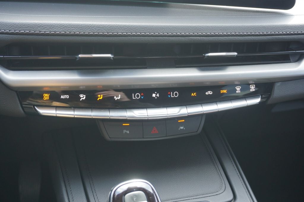 2025 Cadillac XT4 AWD Premium Luxury