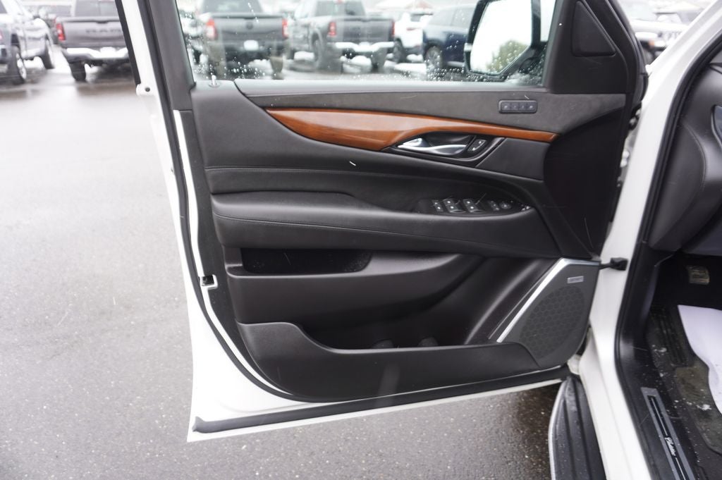 2020 Cadillac Escalade 4WD Luxury