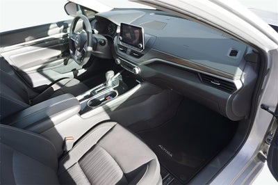 2023 Nissan Altima SV FWD