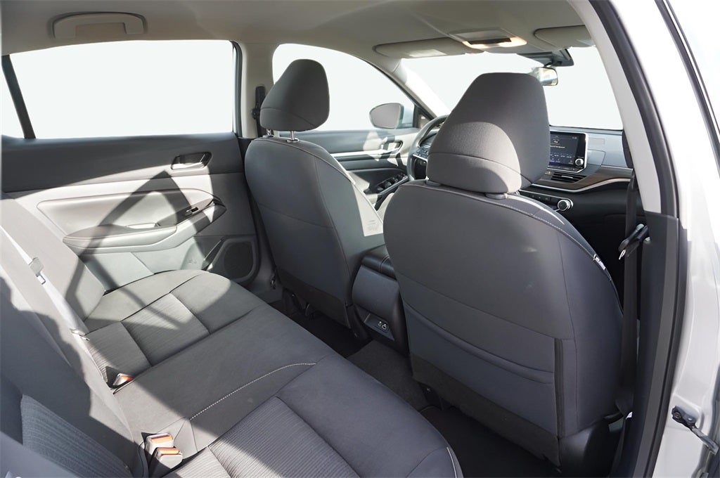 2023 Nissan Altima SV FWD