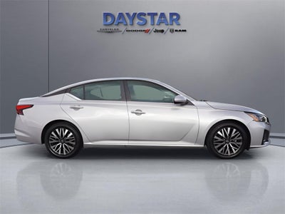 2023 Nissan Altima SV FWD