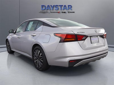 2023 Nissan Altima SV FWD