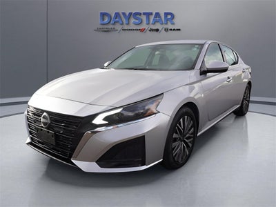 2023 Nissan Altima SV FWD
