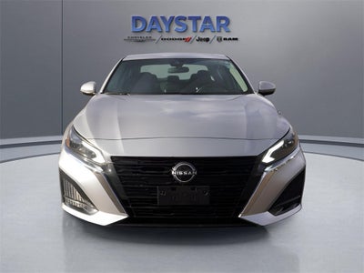 2023 Nissan Altima SV FWD