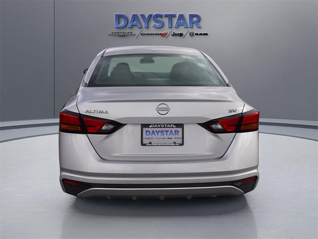 2023 Nissan Altima SV FWD