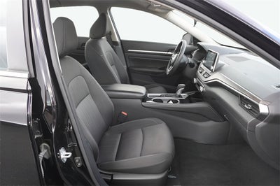 2023 Nissan Altima SV FWD