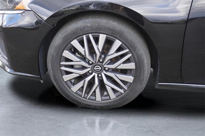 2023 Nissan Altima SV FWD