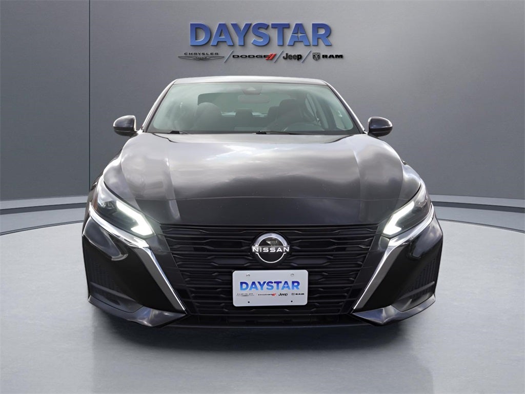 2023 Nissan Altima SV FWD
