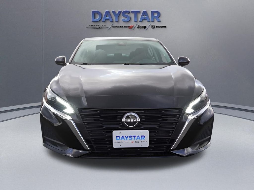 2023 Nissan Altima SV FWD