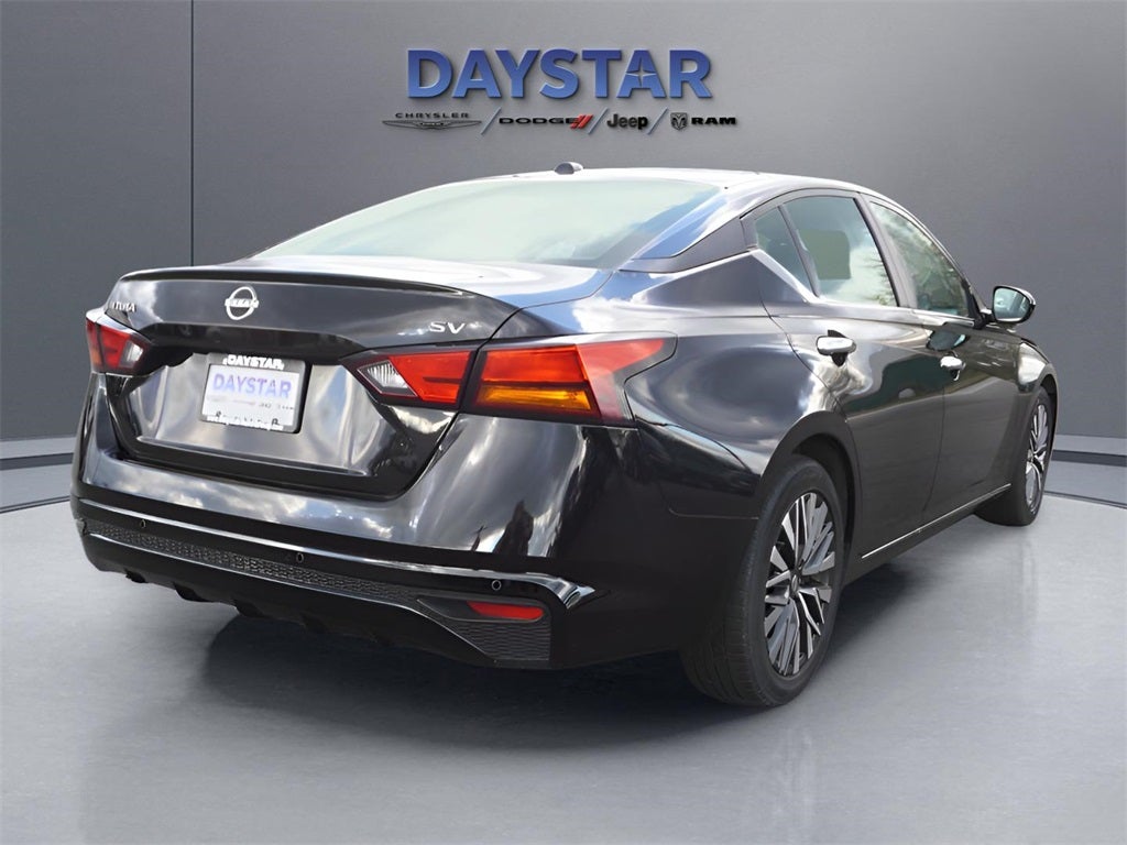 2023 Nissan Altima SV FWD