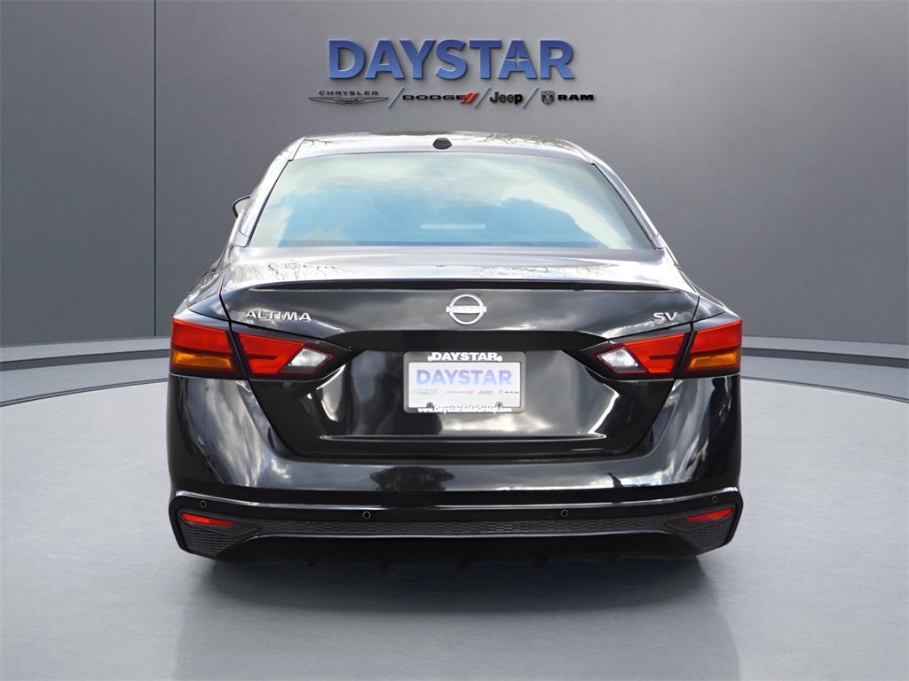 2023 Nissan Altima SV FWD