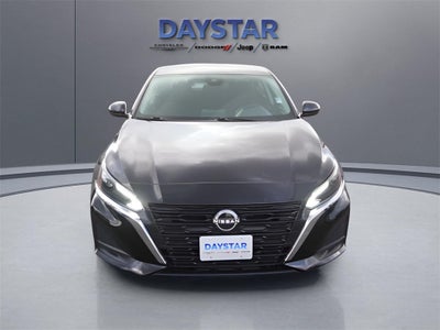 2023 Nissan Altima SV FWD
