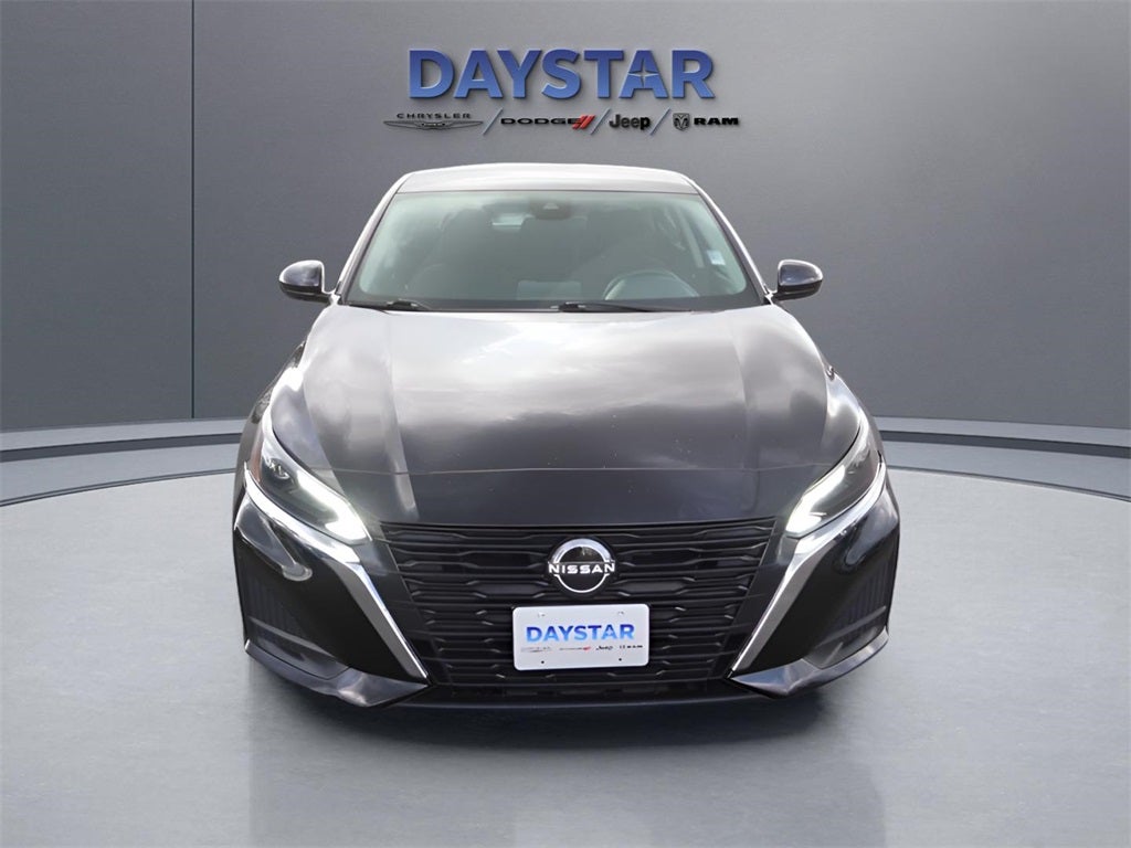 2023 Nissan Altima SV FWD