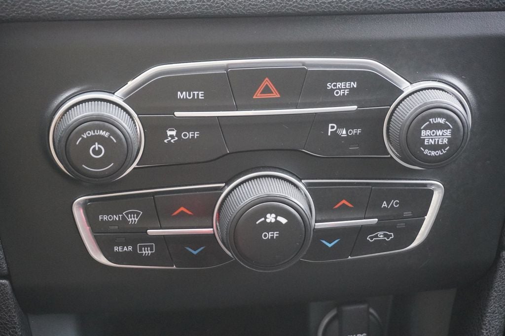 2018 Dodge Charger SXT RWD