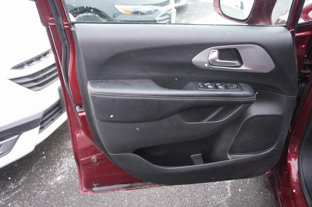 2019 Chrysler Pacifica Touring L Plus