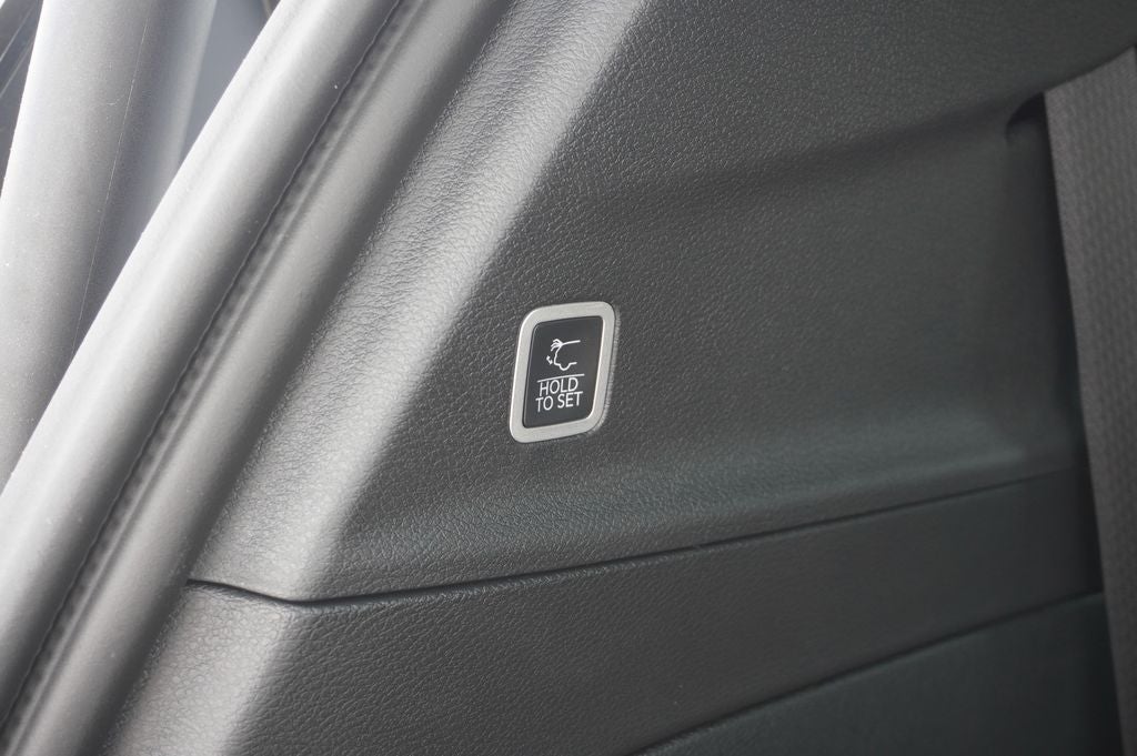 2027 Chrysler Pacifica PACIFICA SELECT AWD