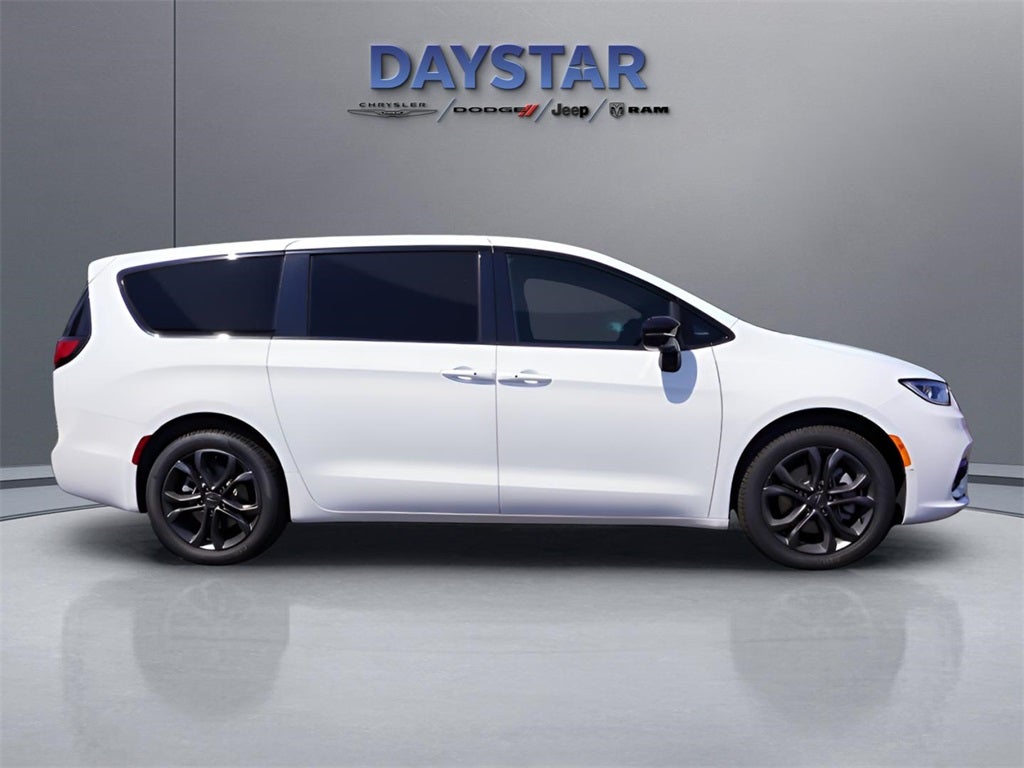 2026 Chrysler Pacifica PACIFICA SELECT AWD