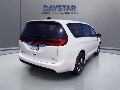 2026 Chrysler Pacifica PACIFICA SELECT AWD