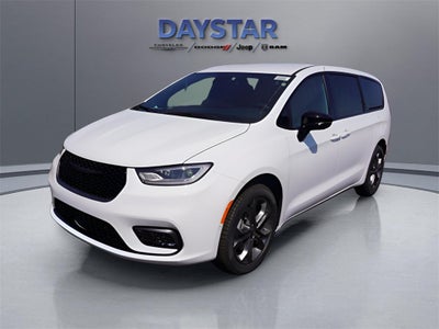 2026 Chrysler Pacifica PACIFICA SELECT AWD
