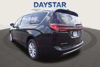 2027 Chrysler Pacifica PACIFICA SELECT AWD
