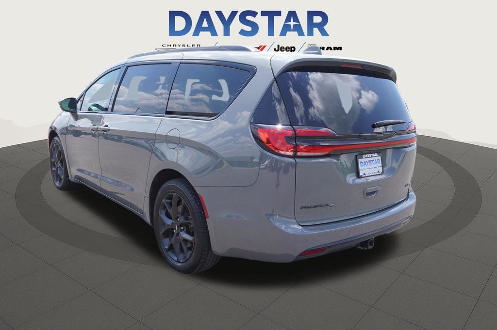 2021 Chrysler Pacifica Touring L AWD