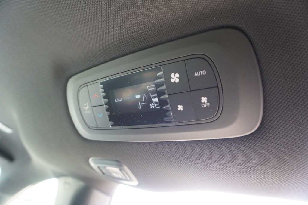 2027 Chrysler Pacifica PACIFICA SELECT AWD
