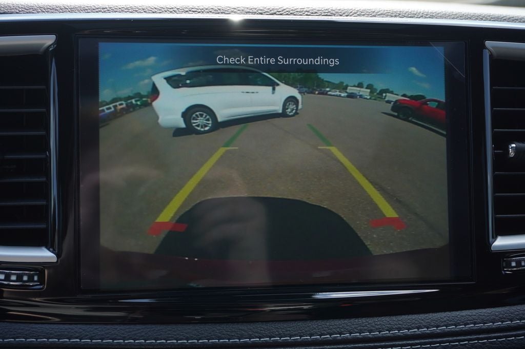 2027 Chrysler Pacifica PACIFICA SELECT AWD