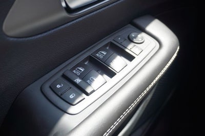 2027 Chrysler Pacifica PACIFICA SELECT AWD