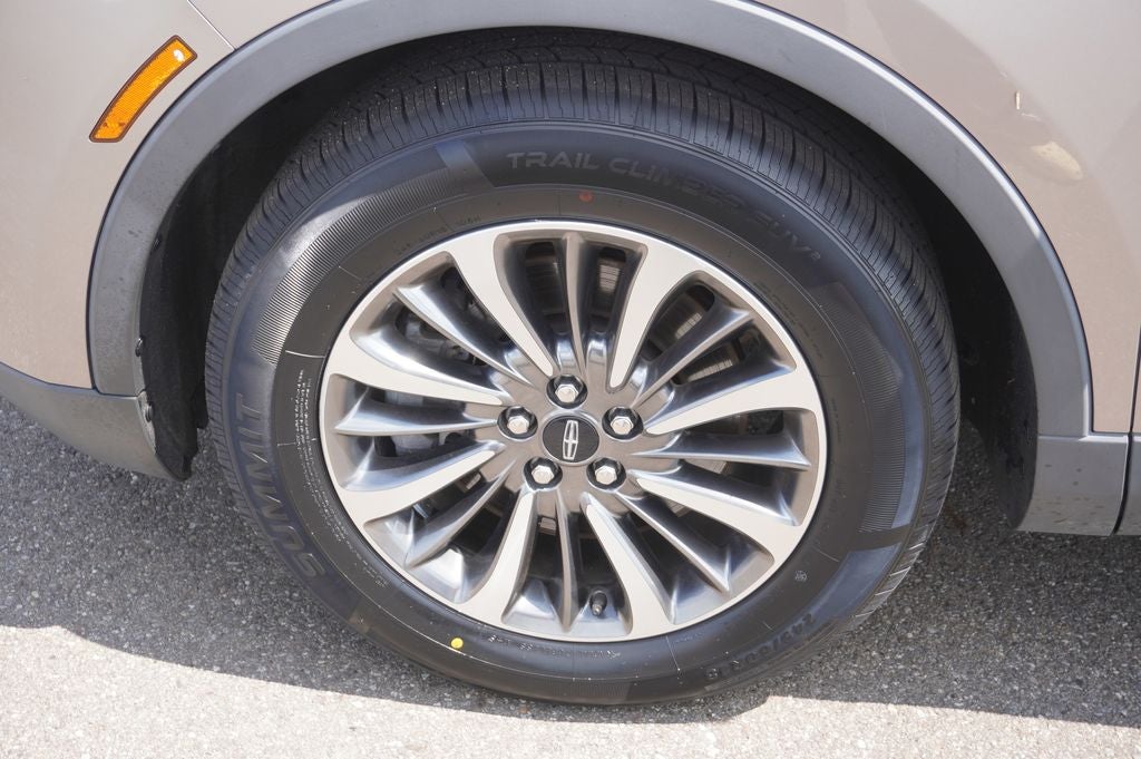 2020 Lincoln Nautilus Standard