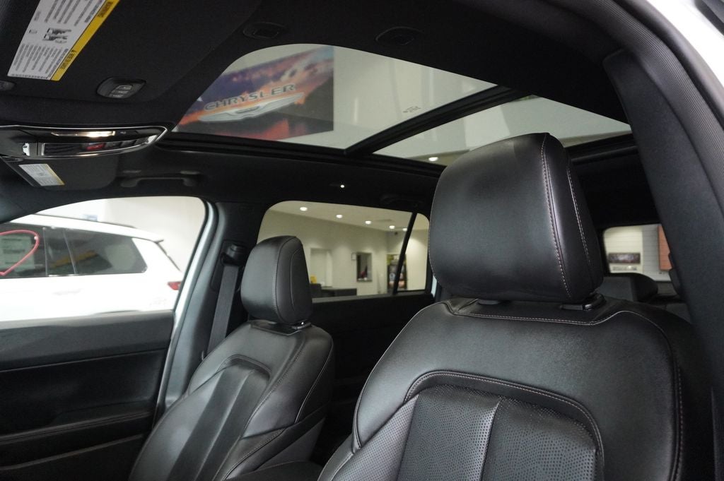 2026 Jeep Cherokee CHEROKEE OVERLAND 4X4