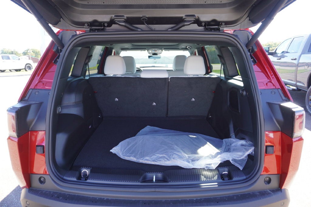 2026 Jeep Cherokee CHEROKEE OVERLAND 4X4