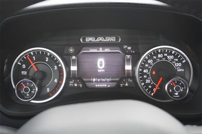 2022 RAM 3500 Big Horn Regular Cab 4x4 8' Box