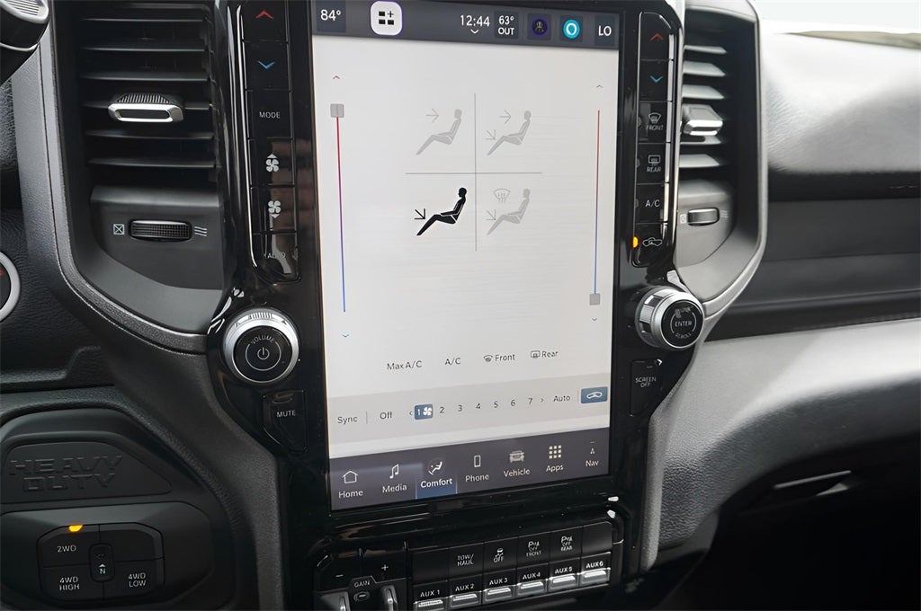 2026 RAM Ram 3500 RAM 3500 TRADESMAN CREW CAB 4X4 6'4' BOX