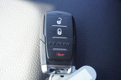 2026 RAM Ram 3500 RAM 3500 TRADESMAN CREW CAB 4X4 6'4' BOX