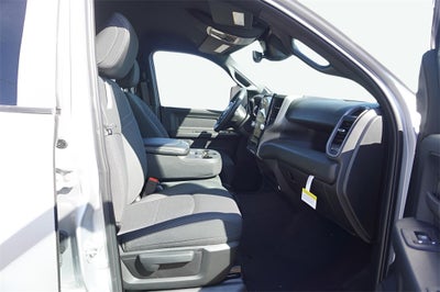 2026 RAM Ram 3500 RAM 3500 TRADESMAN CREW CAB 4X4 6'4' BOX