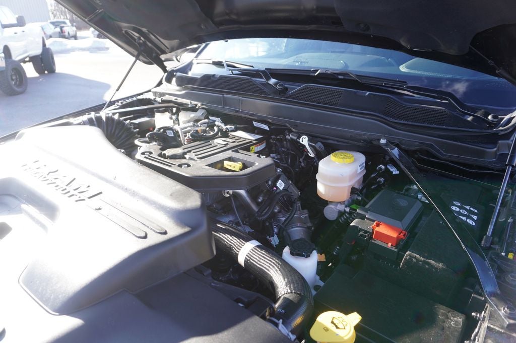 2025 RAM 2500 Laramie Crew Cab 4x4 6'4' Box