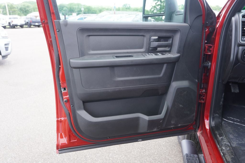 2026 RAM Ram 3500 RAM 3500 TRADESMAN CREW CAB 4X4 8' BOX