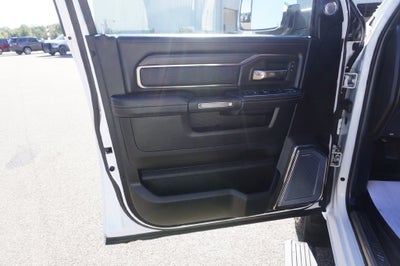 2019 RAM 3500 Limited Mega Cab 4x4 6'4' Box