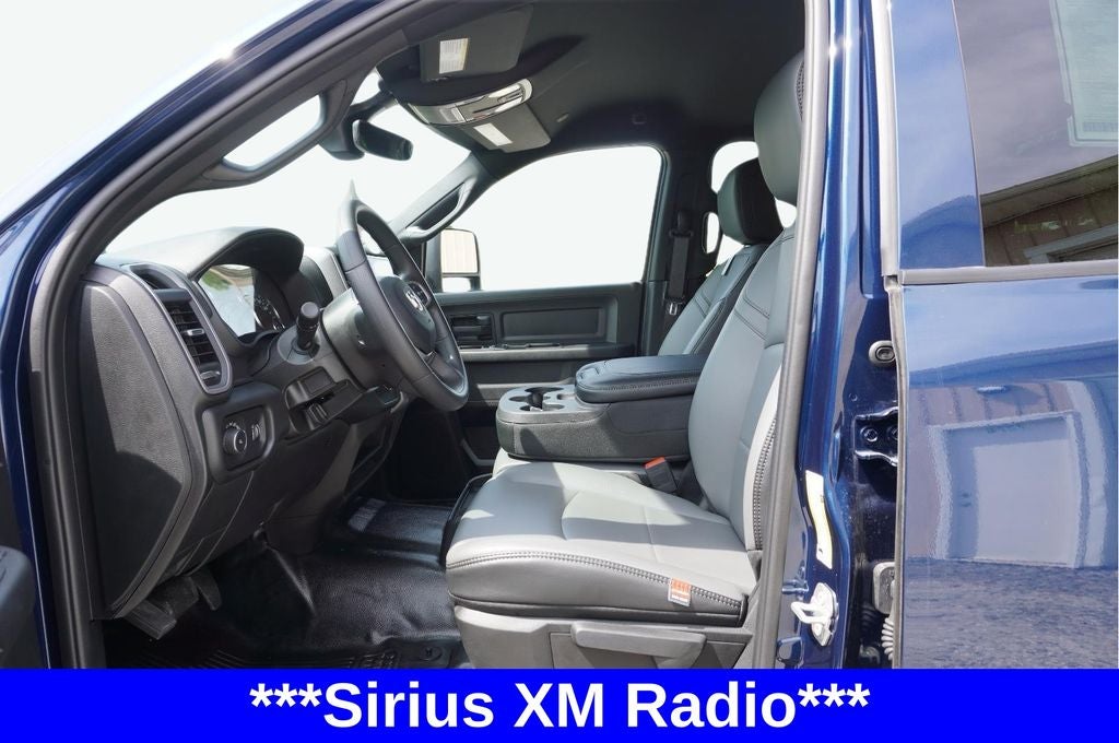 2024 RAM 2500 Tradesman Crew Cab 4x4 6'4' Box