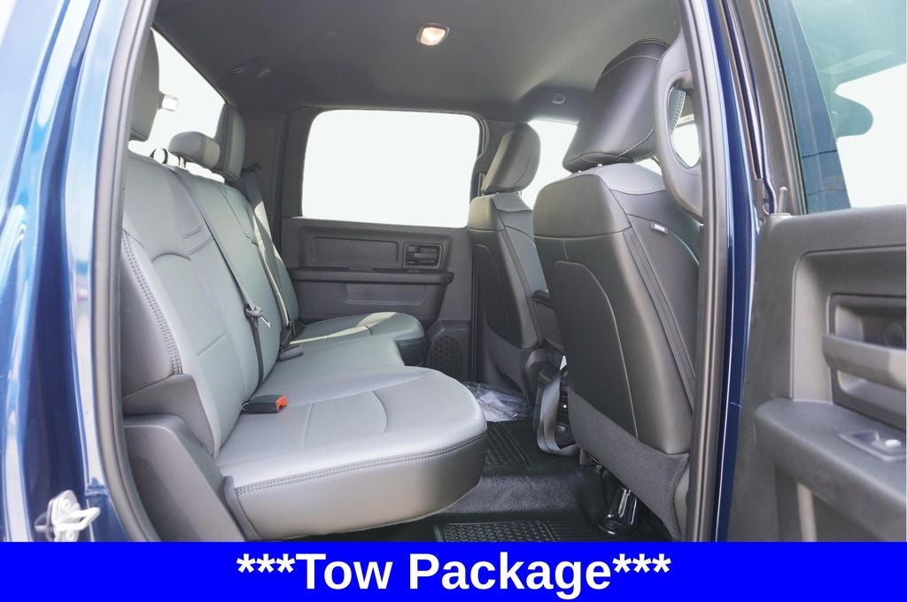 2024 RAM 2500 Tradesman Crew Cab 4x4 6'4' Box