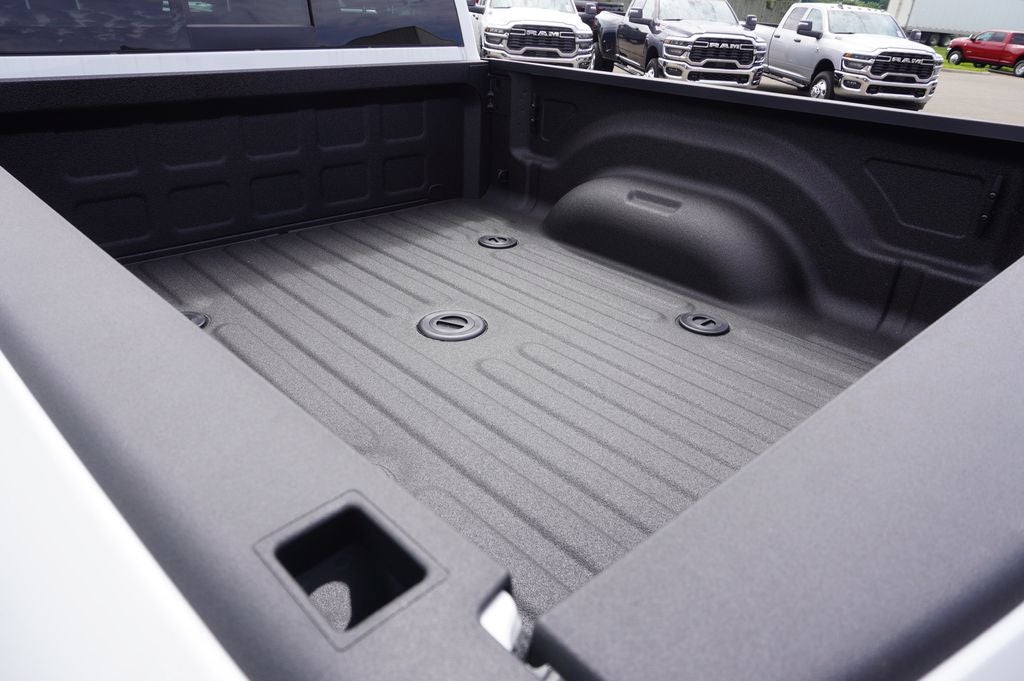 2026 RAM 2500 RAM 2500 BLACK EXPRESS CREW CAB 4X4 6'4' BOX