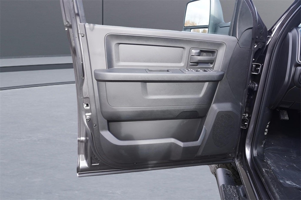 2026 RAM Ram 2500 RAM 2500 WARLOCK CREW CAB 4X4 6'4' BOX