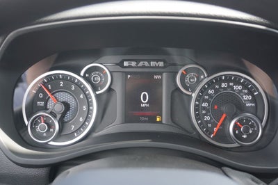 2026 RAM 2500 RAM 2500 BLACK EXPRESS CREW CAB 4X4 6'4' BOX