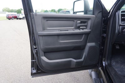 2026 RAM 2500 RAM 2500 BLACK EXPRESS CREW CAB 4X4 6'4' BOX