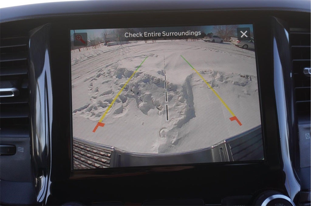 2023 RAM 2500 Tradesman Crew Cab 4x4 6'4' Box