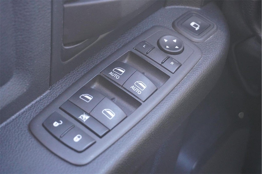 2023 RAM 2500 Tradesman Crew Cab 4x4 6'4' Box