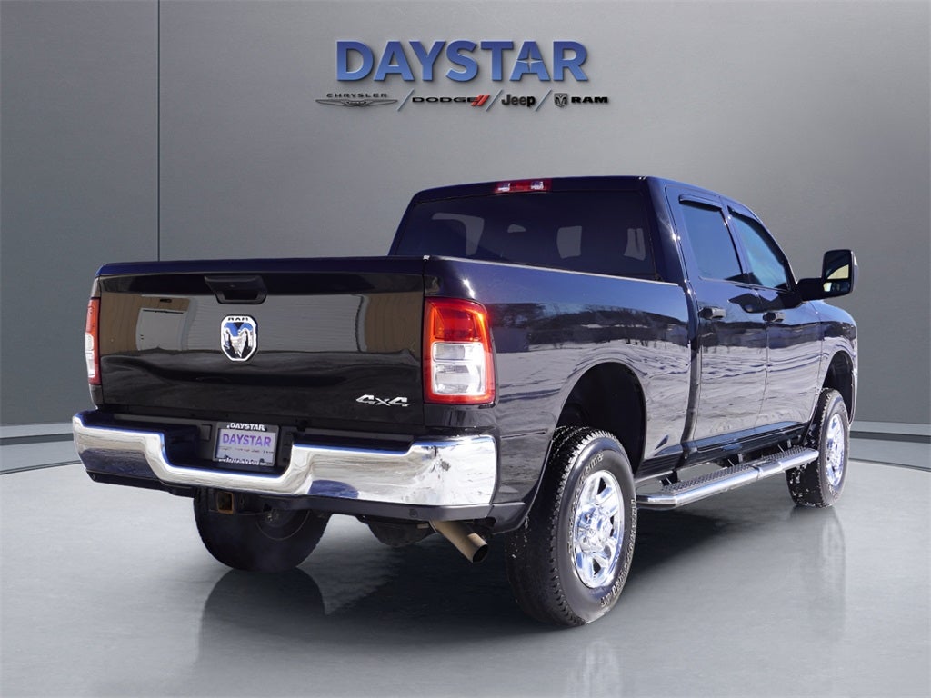 2023 RAM 2500 Tradesman Crew Cab 4x4 6'4' Box