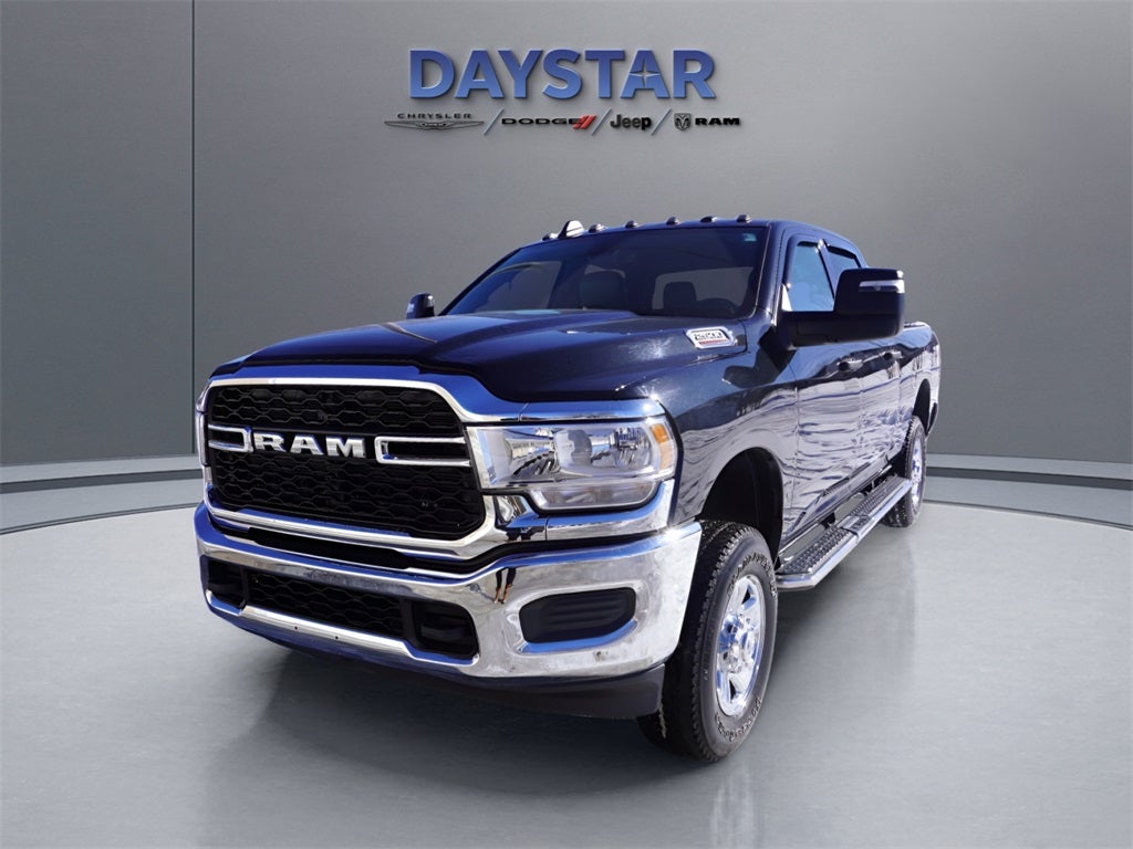2023 RAM 2500 Tradesman Crew Cab 4x4 6'4' Box